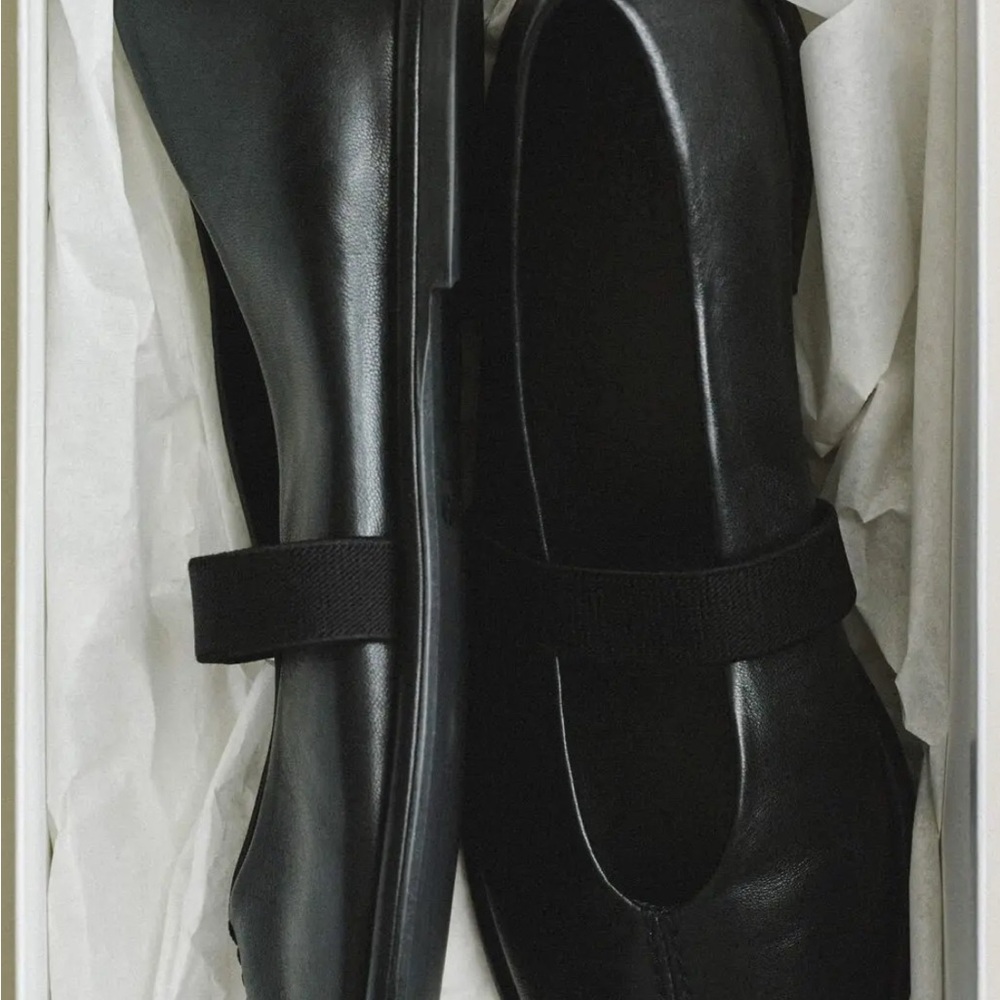 ME+EM Elasticated Strap Mary Jane - Black